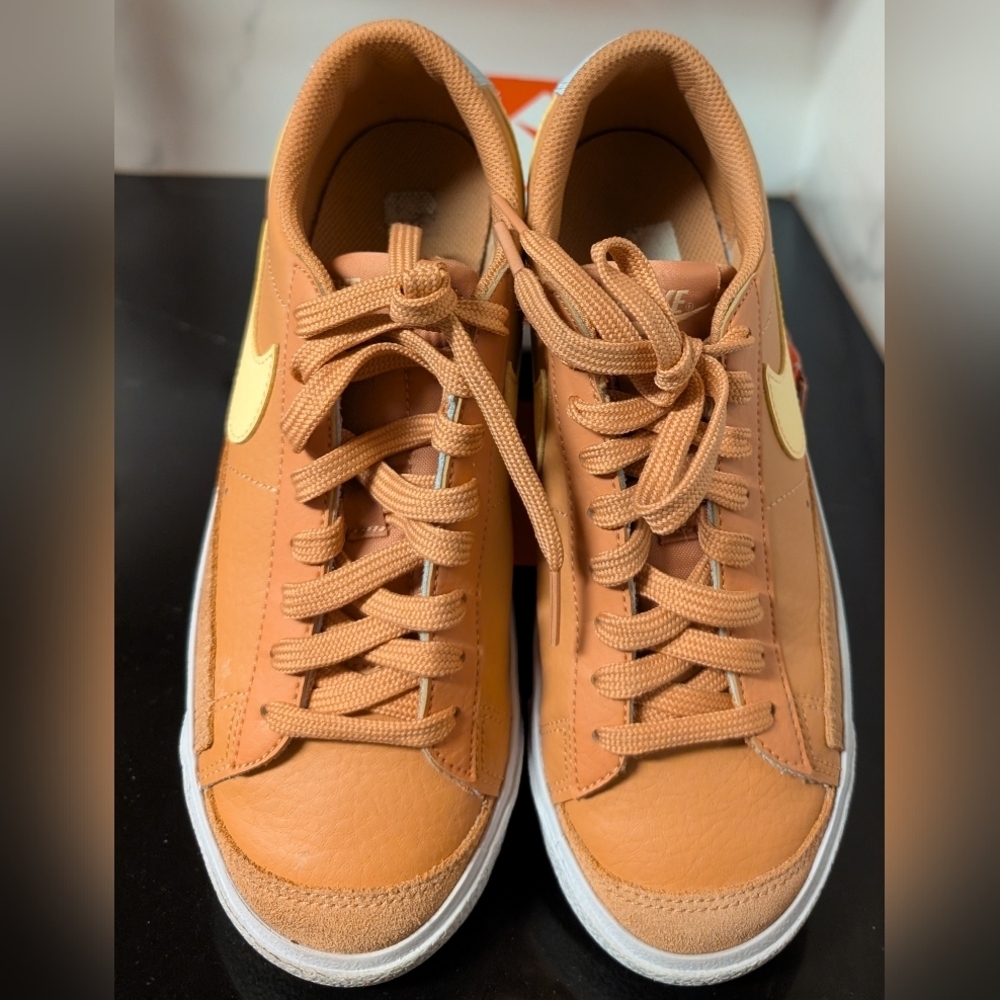Nike Blazer Low '77 Amber Brown Shoes Sneakers Size 6.5Y W/Box MSRP $80 - Picture 7 of 9